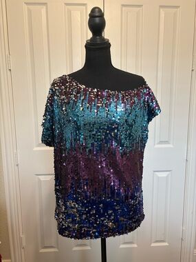 Sequin Ombre Off-the-shoulder Top